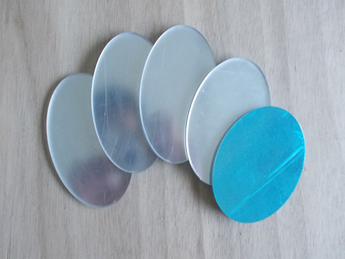 东莞亚克力镜片那些你不知道的优缺点