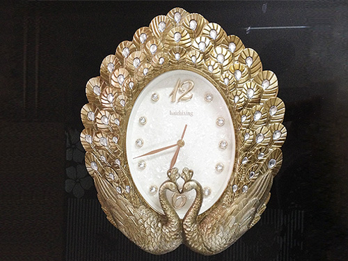 为什么亚克力加工制品会这么贵