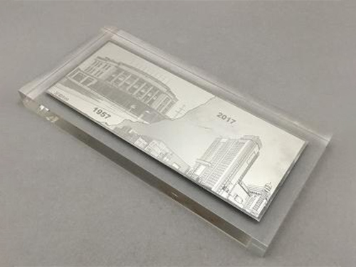 东莞亚克力制品厂家告诉你​亚克力制品的优点在哪里